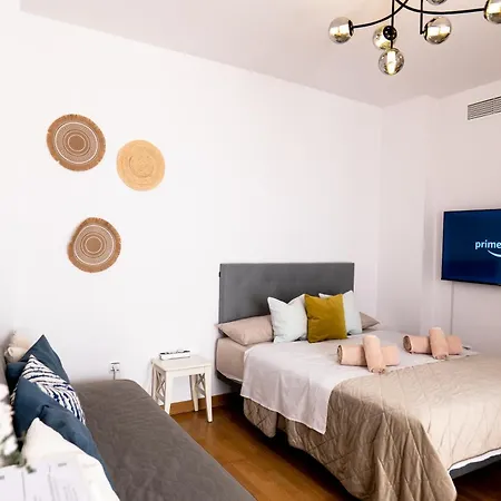 Estudio Centrico Agua Gibralfaro Con Piscina