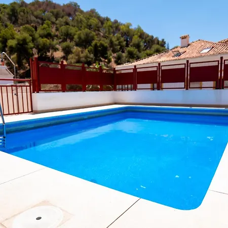 Estudio Centrico Agua Gibralfaro Con Piscina